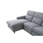 Canapé d’angle de relaxation scandinave avec coffre en tissu et pieds bois hêtre